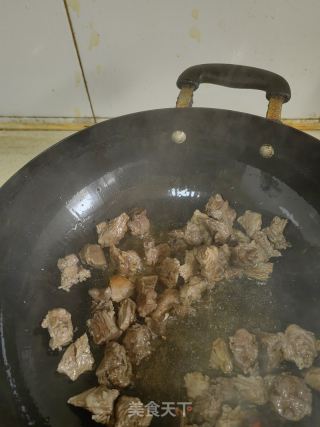 土豆烧牛肉的做法步调：7