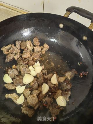 土豆烧牛肉的做法步调：9
