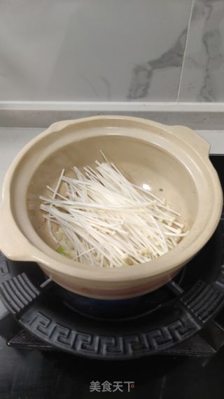 蒜蓉粉丝花甲煲的做法步调：6
