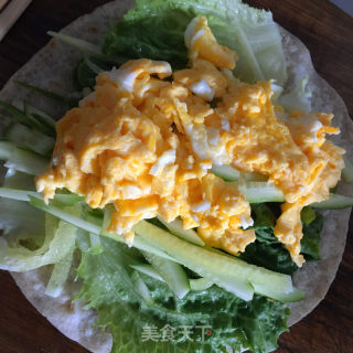 齐麦鸡蛋卷饼的做法步调：6
