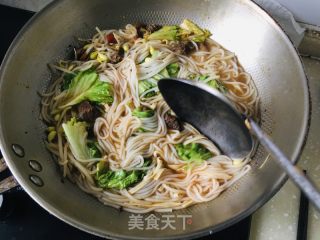 牛肉汤粉的做法步调：11