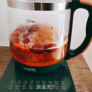 白枣银耳汤的做法步调：3