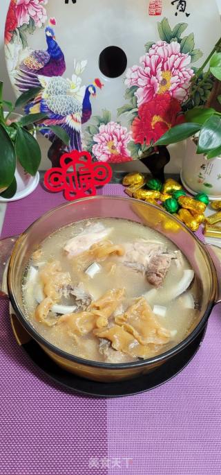 海椰皇花胶鸡汤的做法步调：10
