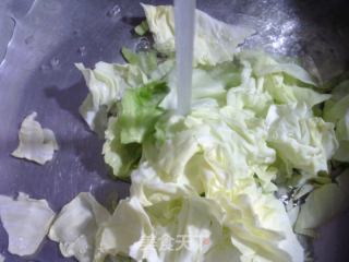 鸡蛋包心菜炒荞麦里的做法步调：2