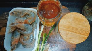 茄汁年夜虾的做法步调：1