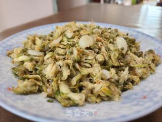 蒜炒蒸槐花的做法步调：5