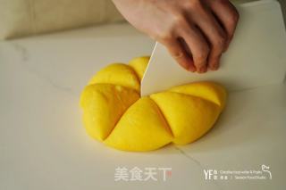 治愈系，有胡萝卜汁的胡萝卜里包的做法步调：6