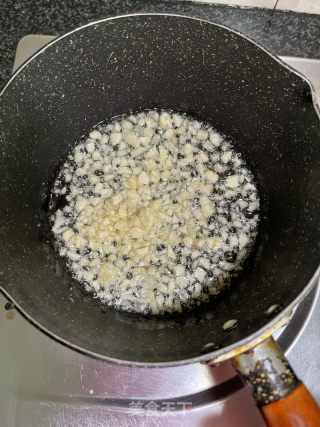 蒜蓉粉丝肥牛的做法步调：5