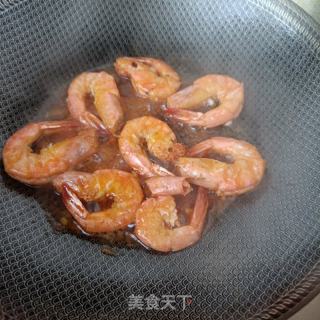 对虾炒喷鼻椿的做法步调：10
