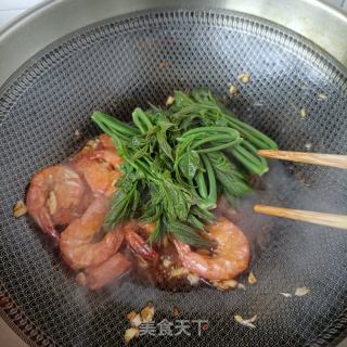 对虾炒喷鼻椿的做法步调：12