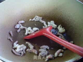 猪肉喷鼻干炒芹菜的做法步调：6