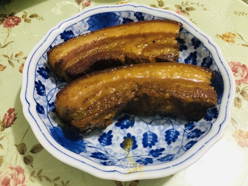 酱喷鼻把子肉的做法