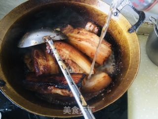 酱喷鼻把子肉的做法步调：8