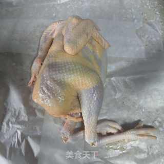 客家盐焗鸡的做法步调：6