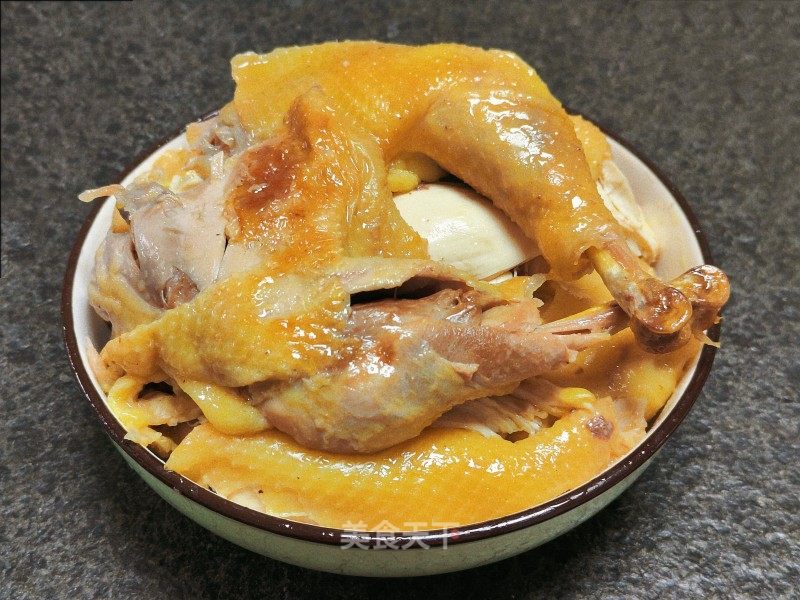 客家盐焗鸡的做法