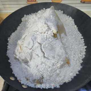 客家盐焗鸡的做法步调：15
