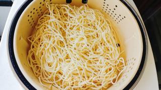 豆角焖里的做法步调：2