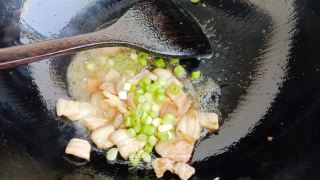 豆角焖里的做法步调：5