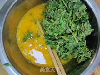 鸡蛋爱上喷鼻椿芽的做法步调：7