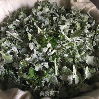 喷鼻菜麦饭的做法步调：4