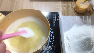 抹茶闪电泡芙，抹茶奶油苦清爽蜜，中壳酥坚焦喷鼻。的做法步调：3