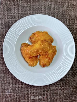 喷鼻坚芝麻炸鸡翅的做法步调：16