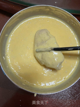 喷鼻坚芝麻炸鸡翅的做法步调：9