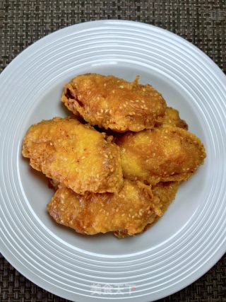 喷鼻坚芝麻炸鸡翅的做法步调：14