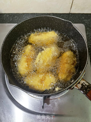 喷鼻坚芝麻炸鸡翅的做法步调：11