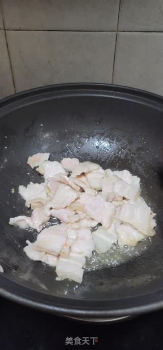 五花肉烧笋干的做法步调：7