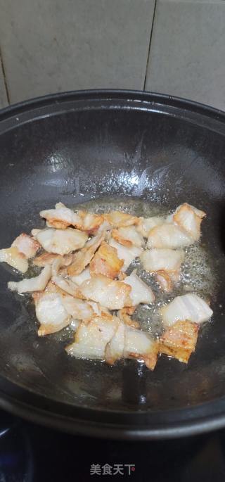 五花肉烧笋干的做法步调：8
