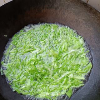 包菜拌鸽胸肉的做法步调：6