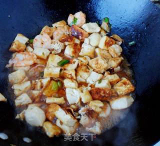 洋利剑菜炒虾仁豆腐的做法步调：6
