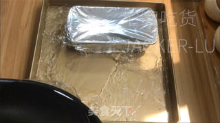 焦糖奶酪布丁，奶喷鼻味取焦糖味完善分离，每心皆能感触感染到醇薄奶喷鼻。的做法步调：13