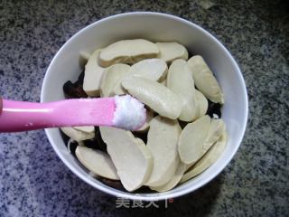 菌菇拌小素鸡的做法步调：6