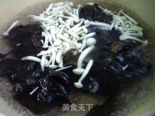 菌菇拌小素鸡的做法步调：3
