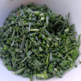 家葱油饼的做法步调：4