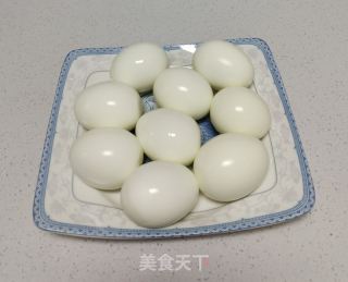 创意彩色艺术卤蛋的做法步调：3