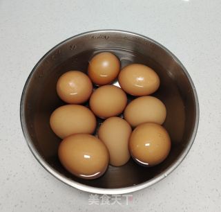 创意彩色艺术卤蛋的做法步调：1