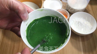 抹茶奶冻小圆，没有需求吉祥丁，心感细致柔滑，光彩翠绿鲜明。的做法步调：2