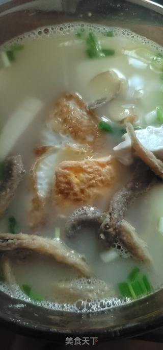 泥鳅煎蛋豆腐汤的做法步调：8