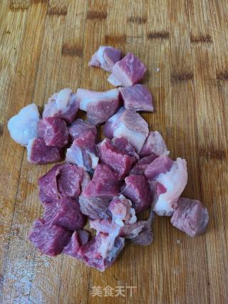 莴笋炖羊肉的做法步调：4
