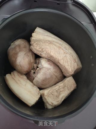 卤肉喷鼻的做法步调：2