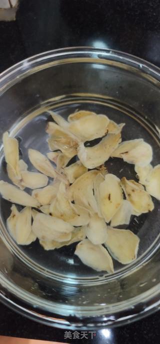 莲子百开白豆薏仁糖火的做法步调：2