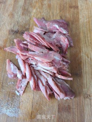 莴笋炒牛肉片的做法步调：2