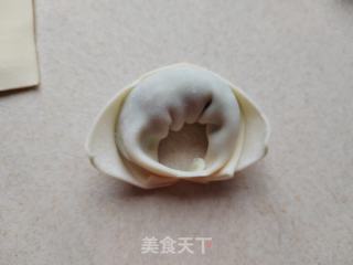 陈肉芹菜馄饨的做法步调：9