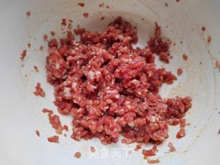 陈肉芹菜馄饨的做法步调：4