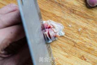 辣炒鸡胗花的做法步调：2