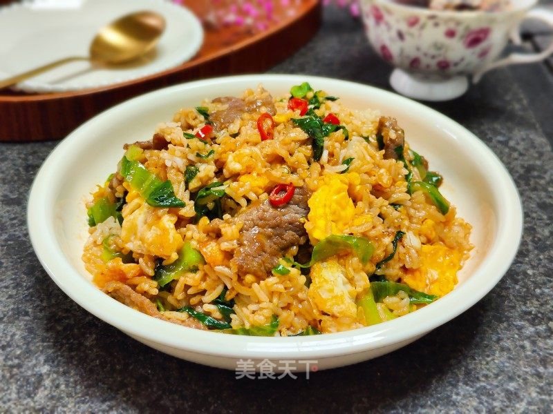 死菜牛肉拌饭的做法