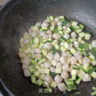 青茭瓜炒陈贝的做法步调：9
